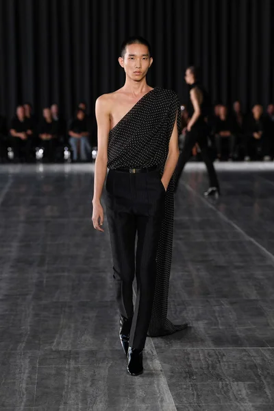 Look 25
